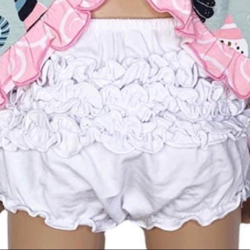 Ruffle bloomer